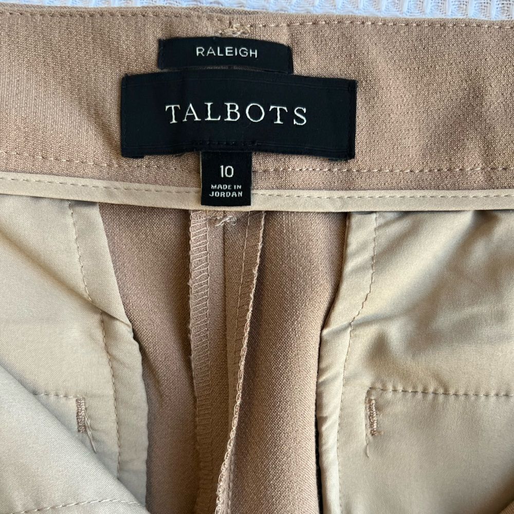 Talbots Raleigh muted acorn Straight leg  Light brown Tan pants trousers  sz 10 - Picture 11 of 11